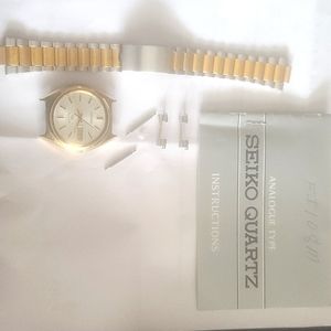 Men's Watch Seiko SQ Quarts 4004 stainless steel.